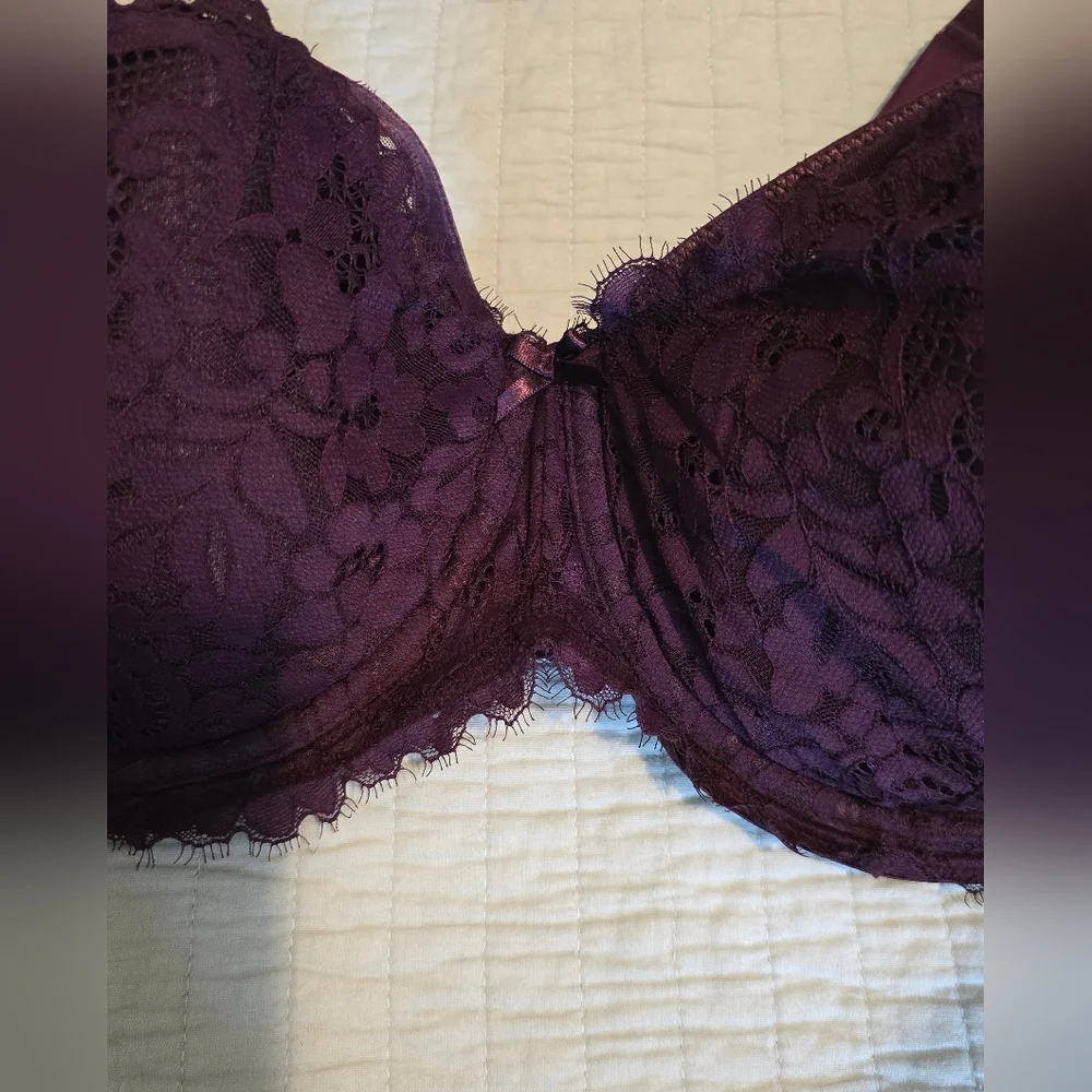 Cacique Laced Lightly Lined French Underwire Balconette Bra Plum Purple SZ 50DDD - Picture 2 of 5